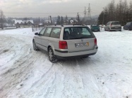 Zdjęcie VW Passat 1.9 TDI Highline 110KM