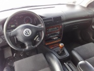 Zdjęcie VW Passat 1.9 TDI Highline 110KM