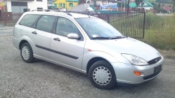 Zdjęcie Ford Focus 1.6 Ghia