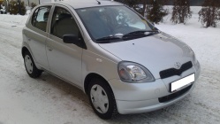 Zdjęcie Toyota Yaris 1.0 Luna