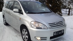 Zdjęcie Toyota Avensis Verso 2.0 D-4D