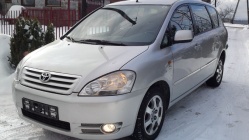 Zdjęcie Toyota Avensis Verso 2.0 D-4D