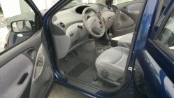 Zdjęcie Toyota Yaris 1.0 VVT- i