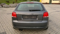 Zdjęcie Audi A3 2.0 FSI Attraction