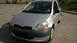 Zdjęcie Toyota Yaris 1.0 Terra