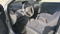 Zdjęcie Toyota Yaris 1.0 Terra