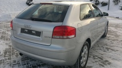 Zdjęcie Audi A3 1.6 FSI 102 KM Attraction