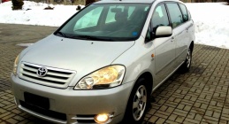 Zdjęcie Toyota Avensis Verso 2.0 D-4D