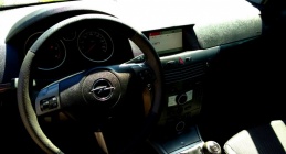 Zdjęcie Opel Astra GTC 1.9 CDTI Sport