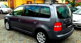 Zdjęcie Volkswagen Touran 1.9 TDI Highline