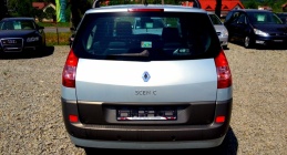 Zdjęcie Renault Grand Scenic 1.9 DCi 120 KM