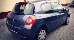 Zdjęcie Renault Clio III 1.2 16 V 75 KM