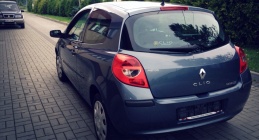 Zdjęcie Renault Clio III 1.2 16 V 75 KM