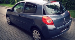 Zdjęcie Renault Clio III 1.2 16 V 75 KM