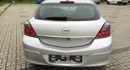 Zdjęcie Opel Astra III GTC 1.9 CDTI 150 KM