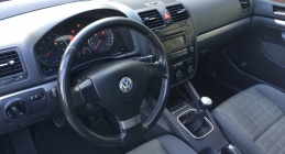 Zdjęcie Volkswagen Golf 1.6 i + LPG 102 KM