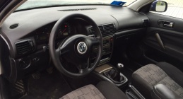 Zdjęcie Volkswagen Passat 1.9 TDI 110 KM