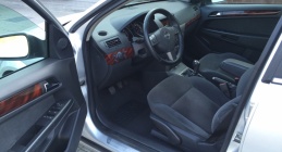 Zdjęcie Opel Astra 1.7 CDTI 100 KM