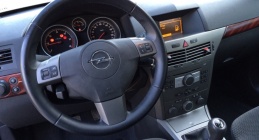 Zdjęcie Opel Astra 1.7 CDTI 100 KM