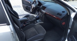 Zdjęcie Opel Astra 1.7 CDTI 100 KM