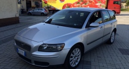 Zdjęcie Volvo v50 2.0 D 136 KM...