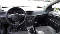 Zdjęcie Opel Astra 1.9 CDTI 150 KM