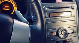 Zdjęcie Toyota Auris 1.6 16V 124 KM LUXURY