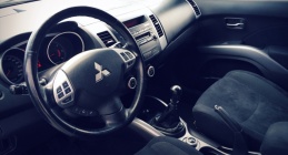 Zdjęcie Mitsubishi Outlander 2.0 DI-D 140 KM 4x4