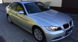 Zdjęcie BMW  318  2.0 i 129 KM