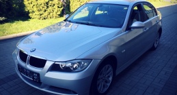 Zdjęcie BMW  318  2.0 i 129 KM