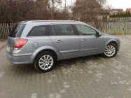 Zdjęcie Opel Astra III 1,7 CDTi Cosmo