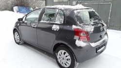 Zdjęcie Toyota Yaris Yaris II 1.33 VVT i 101KM SOL