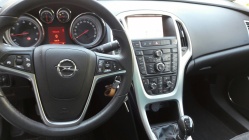 Zdjęcie Opel Astra GTC 1.6 Turbo Benzyna 180 KM COSMO