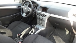 Zdjęcie Opel Astra GTC Sport 1.9 CDTI 150 KM