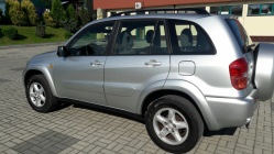 Zdjęcie Toyota RAV4 2.0 D 4D 116 KM 4x4